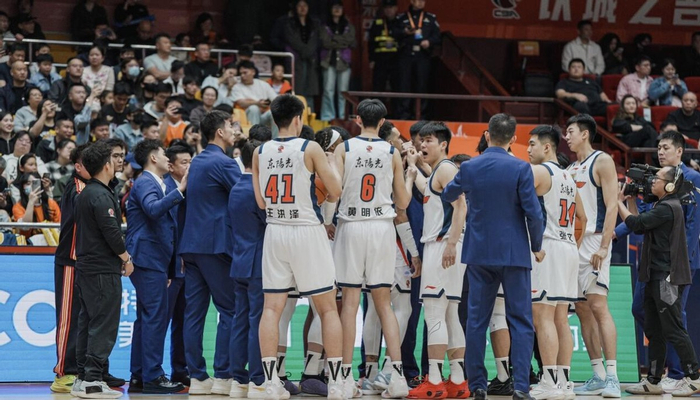 广东男篮客场惨败青岛 外援出手成关键败因