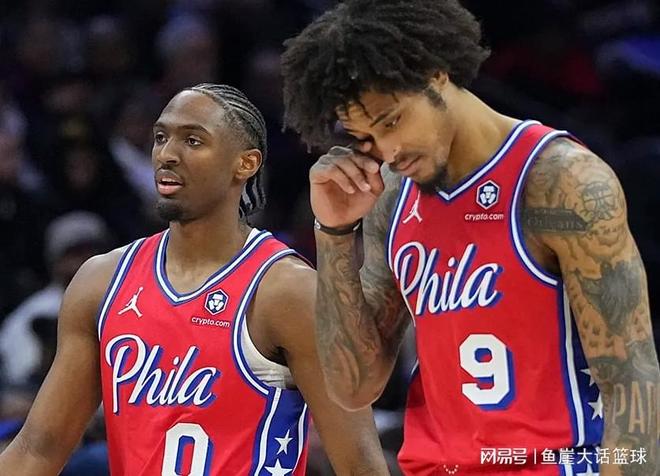 马刺多点开花逆转76人 文班亚马伤退影响战局